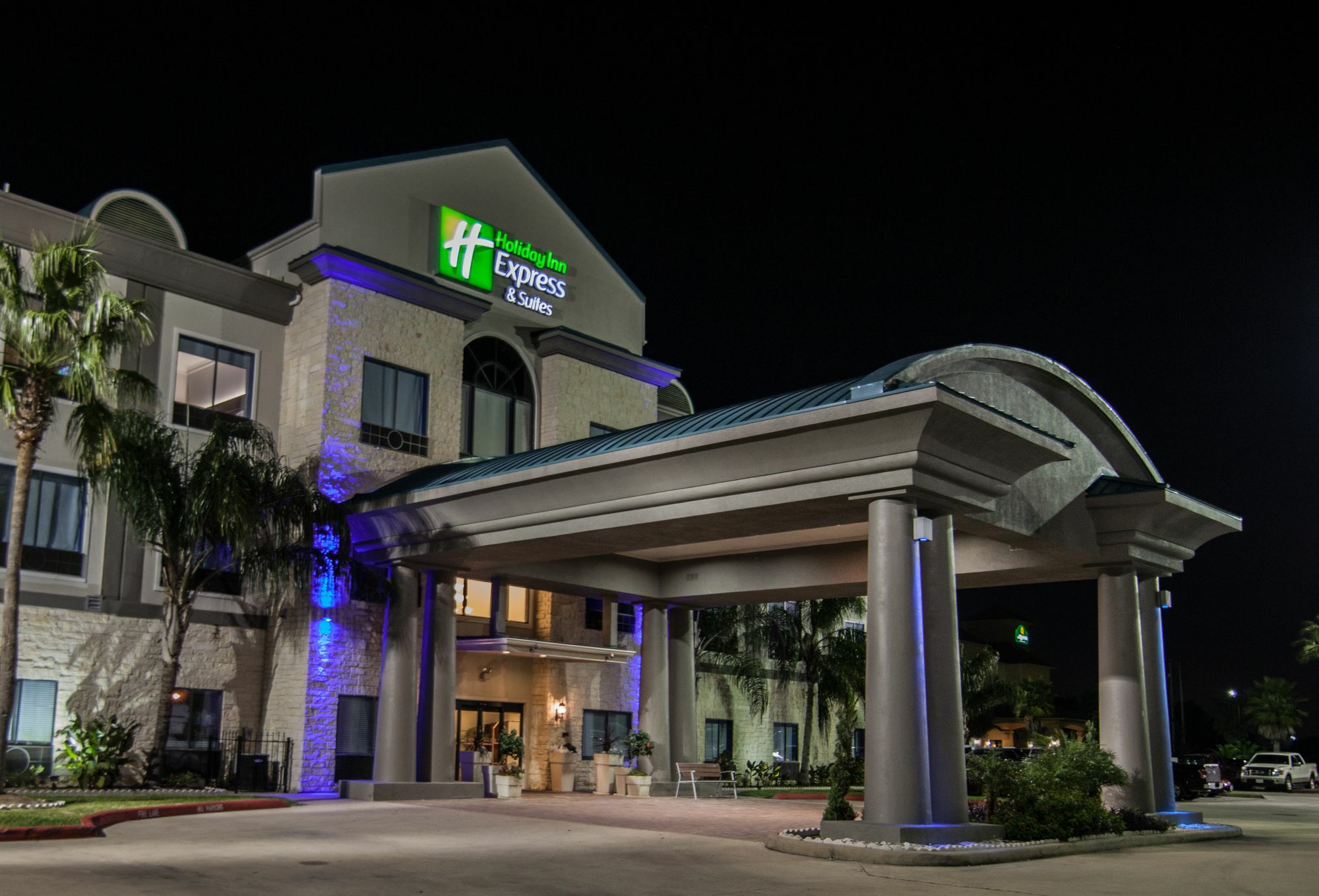 ホテル ホリデイ イン エクスプレス ヒューストン アルバン エクステリア 写真